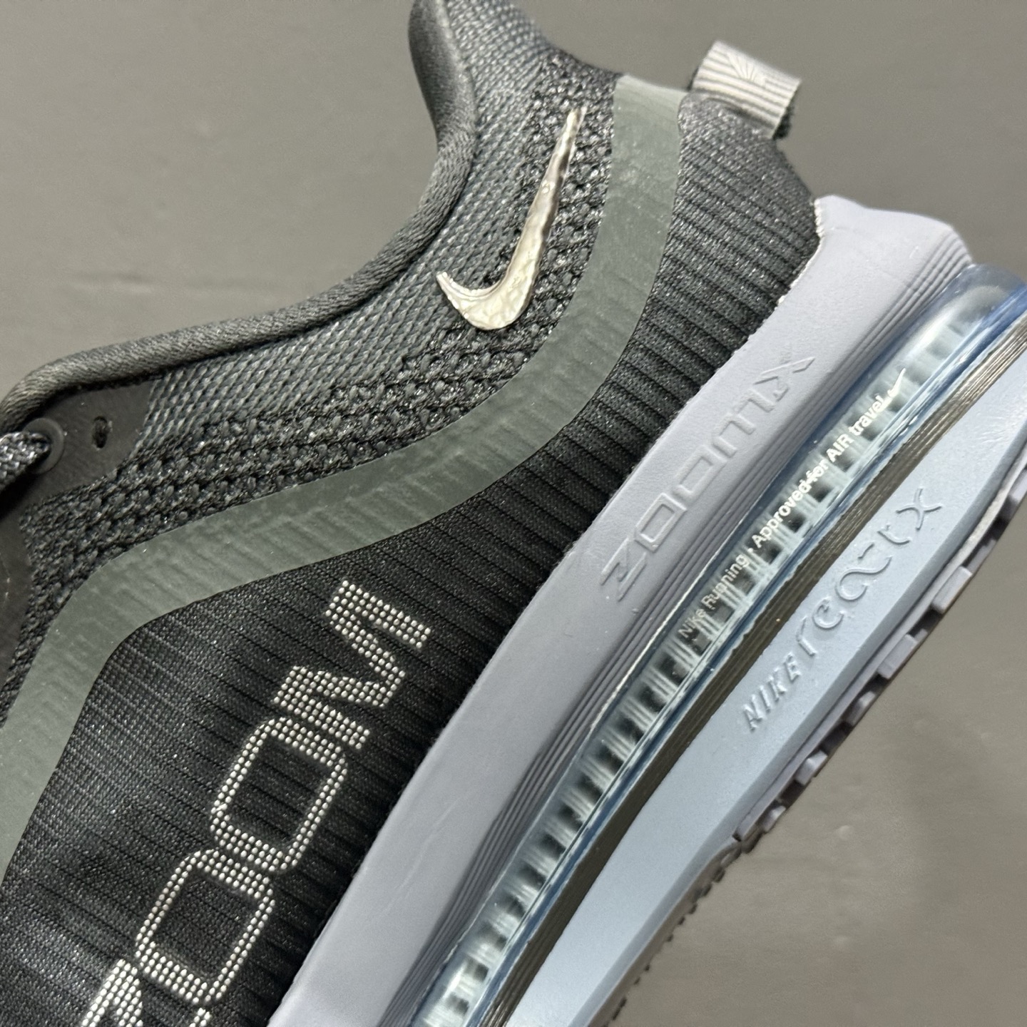 Nike Air Zoom Pegasus Premium 耐克网面全掌气垫缓震跑鞋 HQ2592-006