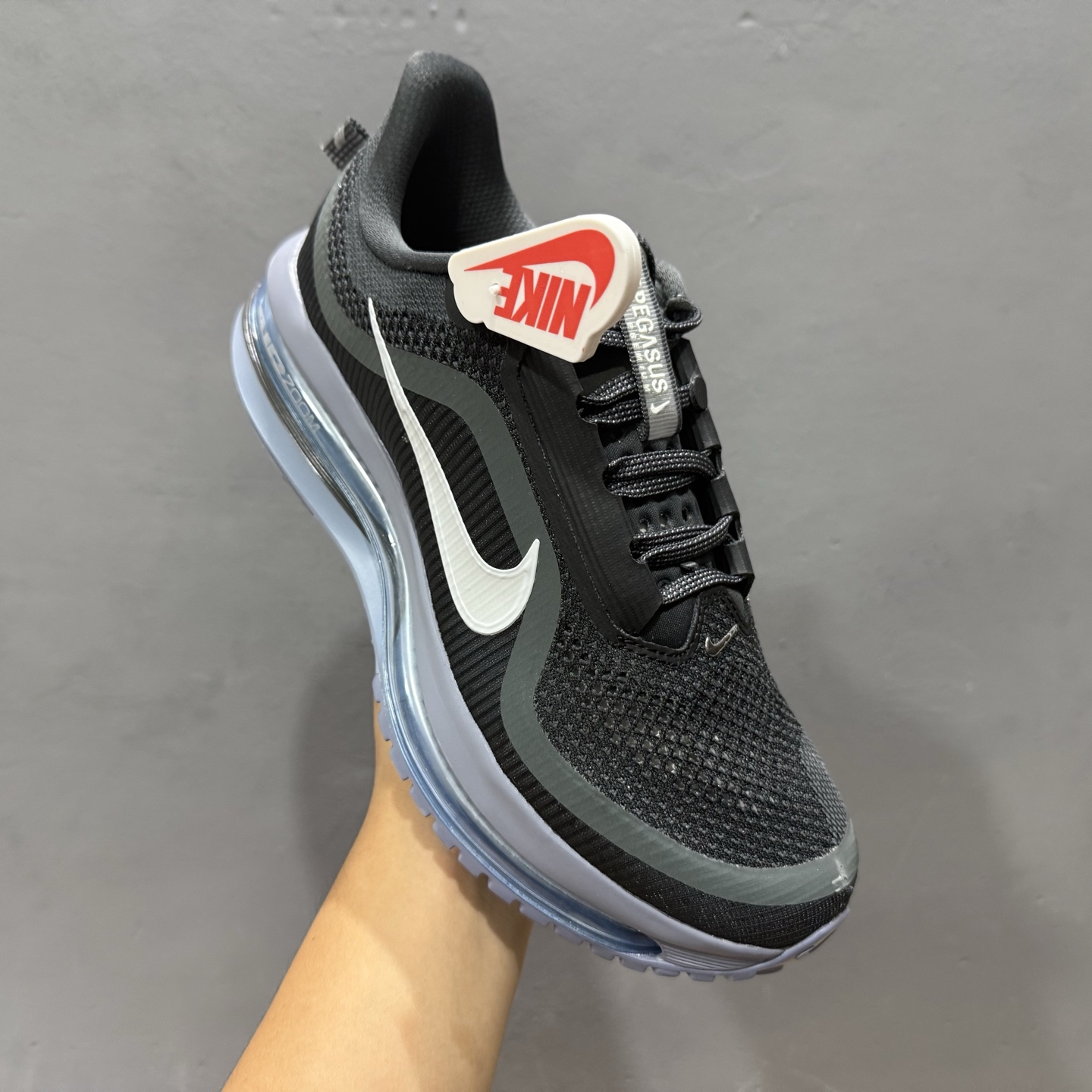 Nike Air Zoom Pegasus Premium 耐克网面全掌气垫缓震跑鞋 HQ2592-006