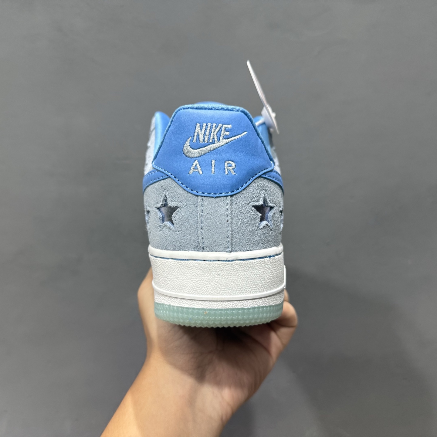耐克Nike AIR FORCE 1’07空军一号低帮百搭休闲运动板鞋 HQ8051-400