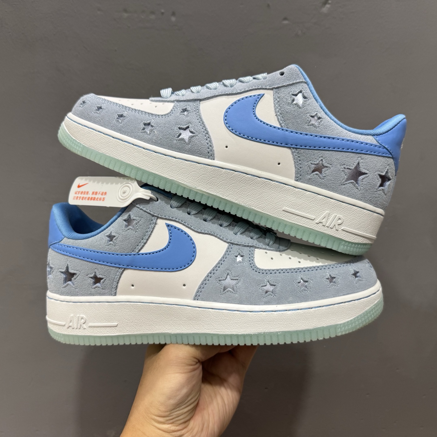耐克Nike AIR FORCE 1’07空军一号低帮百搭休闲运动板鞋 HQ8051-400