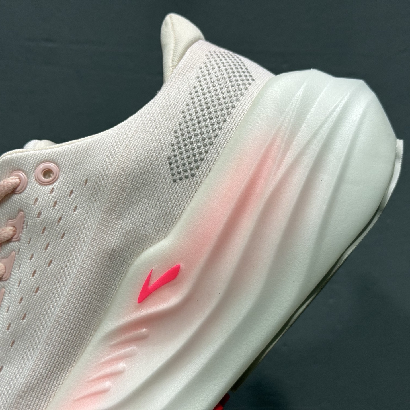 外贸热款专供 Brooks 布鲁克斯 Ghost 17 网面运动鞋 1104421D048 6201