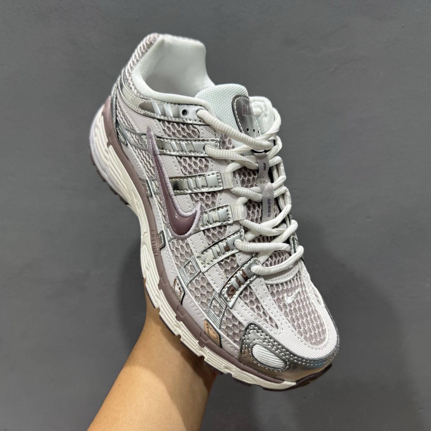 Nike Air Max Moto 2K 耐克新款复古气垫跑步鞋 ib4019-019