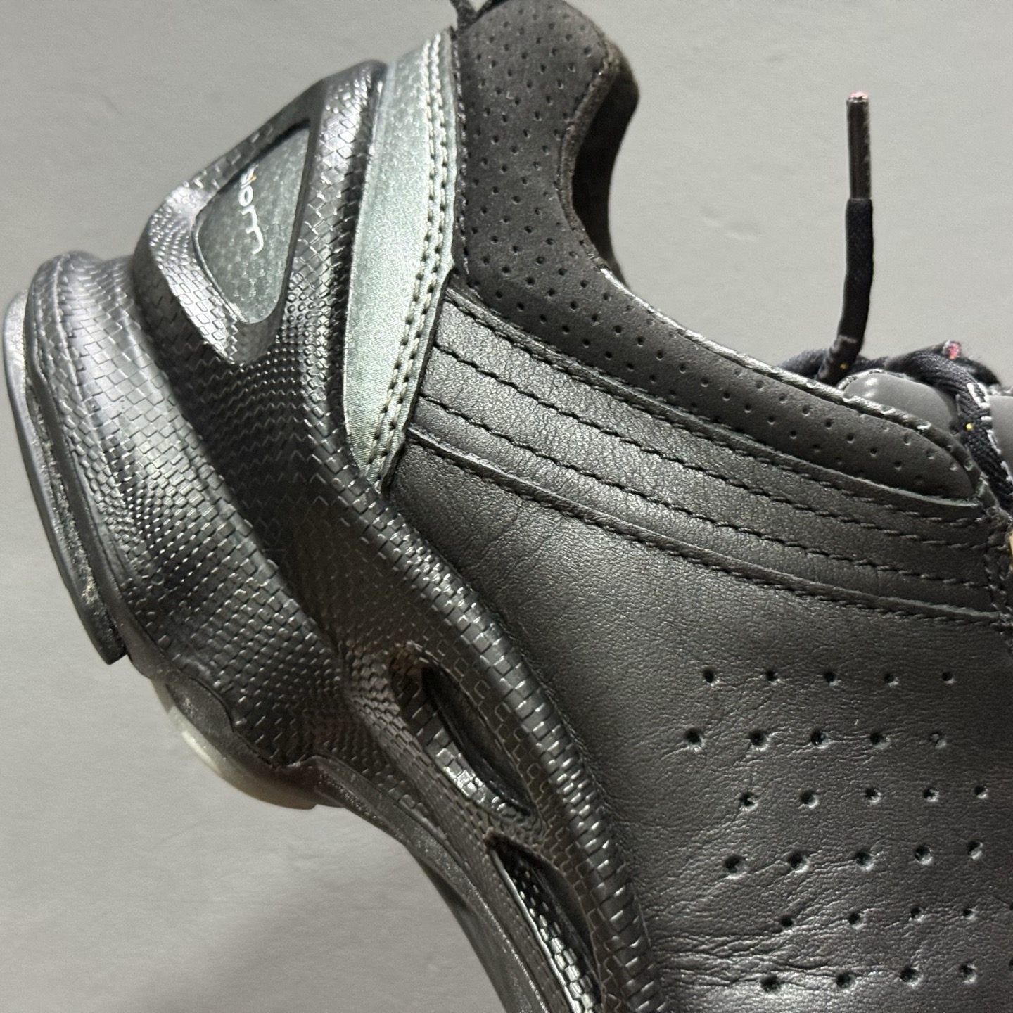 L/ECCO爱步 小红书爆款 新款百搭休闲款 Ecco/爱步男士跑步鞋休闲鞋透气轻质系带轻便运动鞋