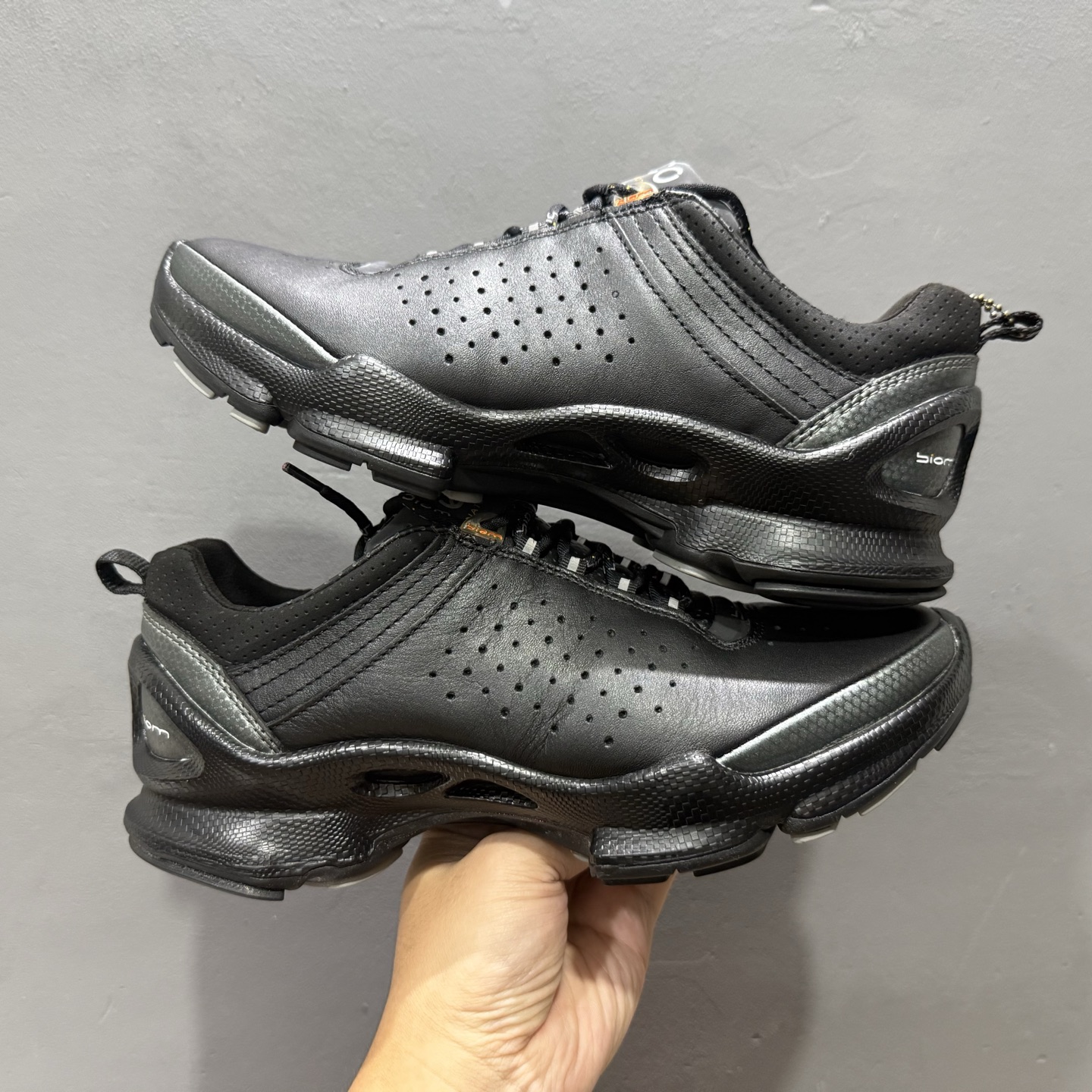 L/ECCO爱步 小红书爆款 新款百搭休闲款 Ecco/爱步男士跑步鞋休闲鞋透气轻质系带轻便运动鞋