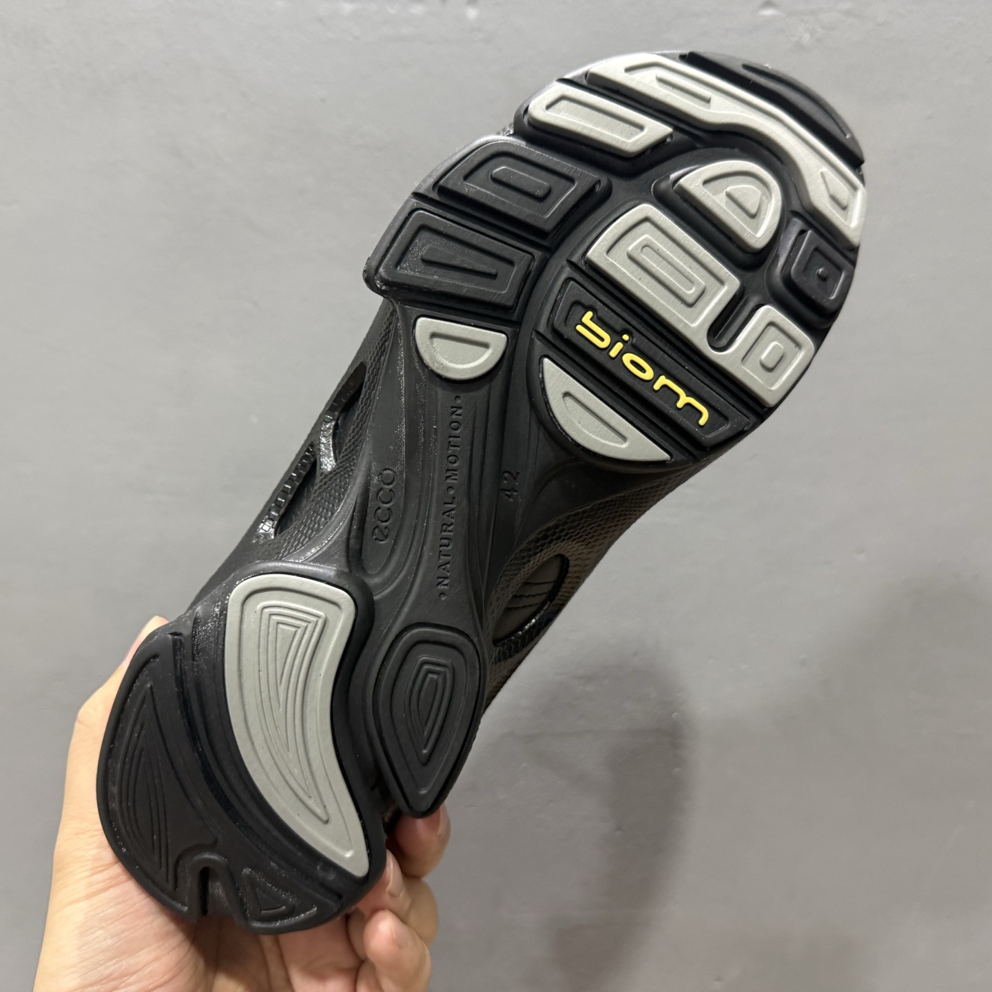 L/ECCO爱步 小红书爆款 新款百搭休闲款 Ecco/爱步男士跑步鞋休闲鞋透气轻质系带轻便运动鞋