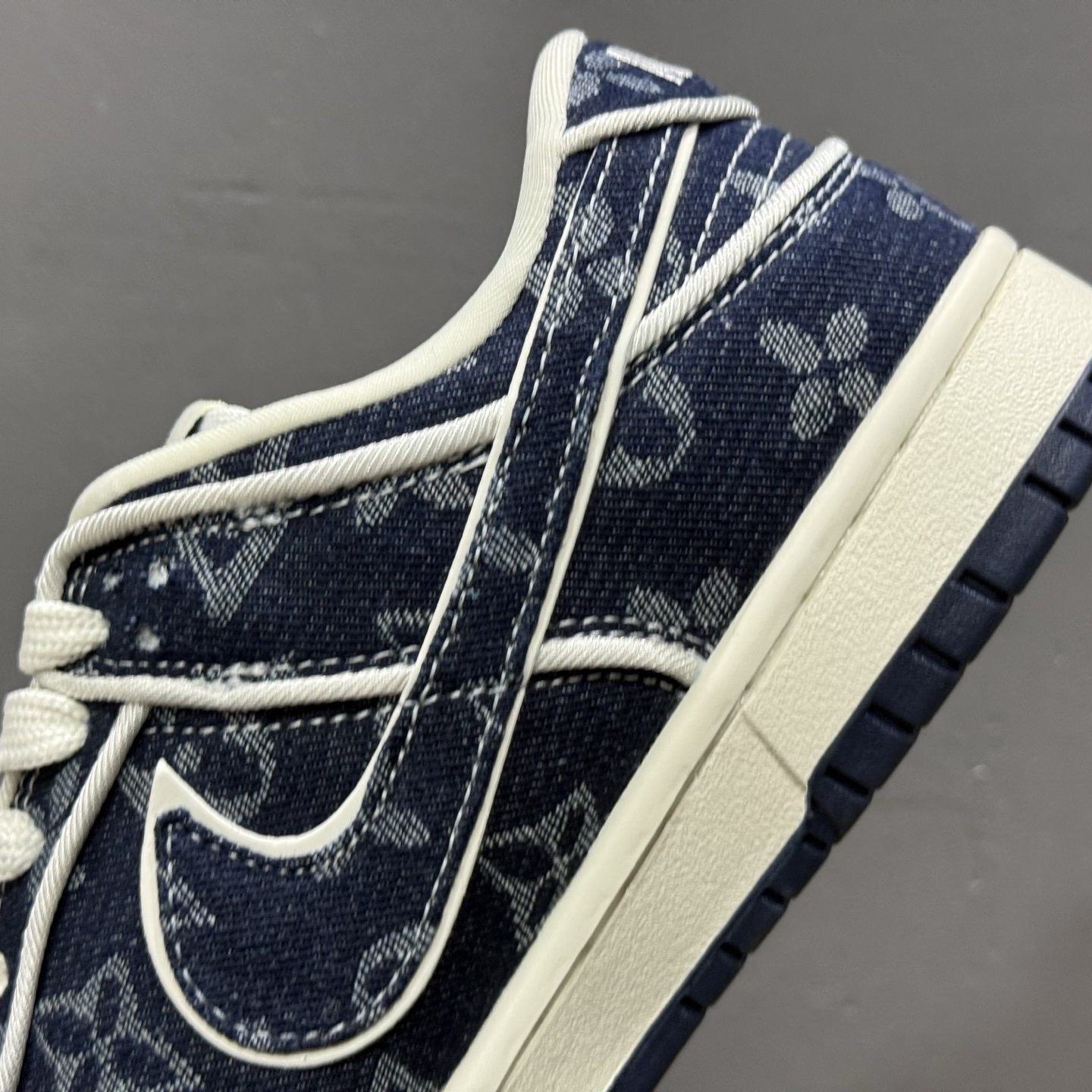 Nike SB Dunk Low LV联名 深蓝牛仔 高端定制 低帮休闲板鞋 SC0601-469