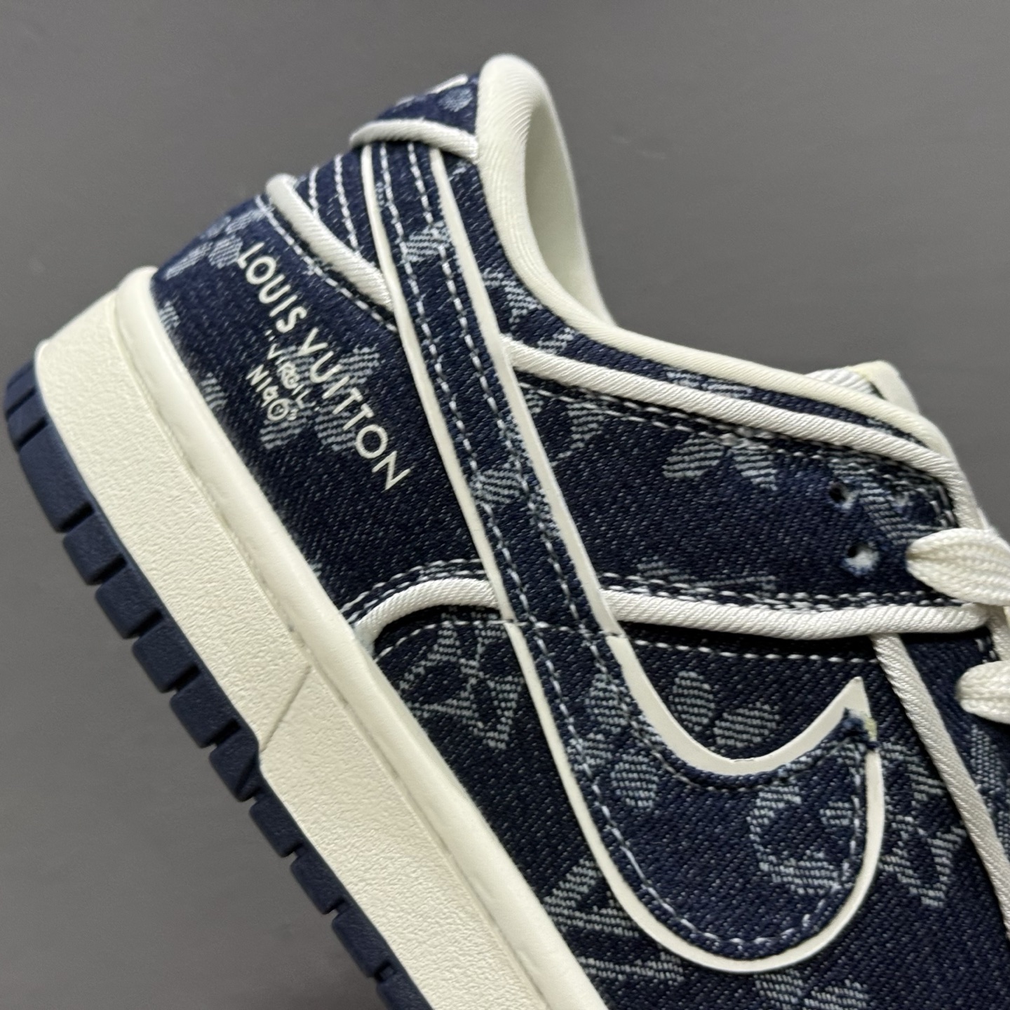 Nike SB Dunk Low LV联名 深蓝牛仔 高端定制 低帮休闲板鞋 SC0601-469