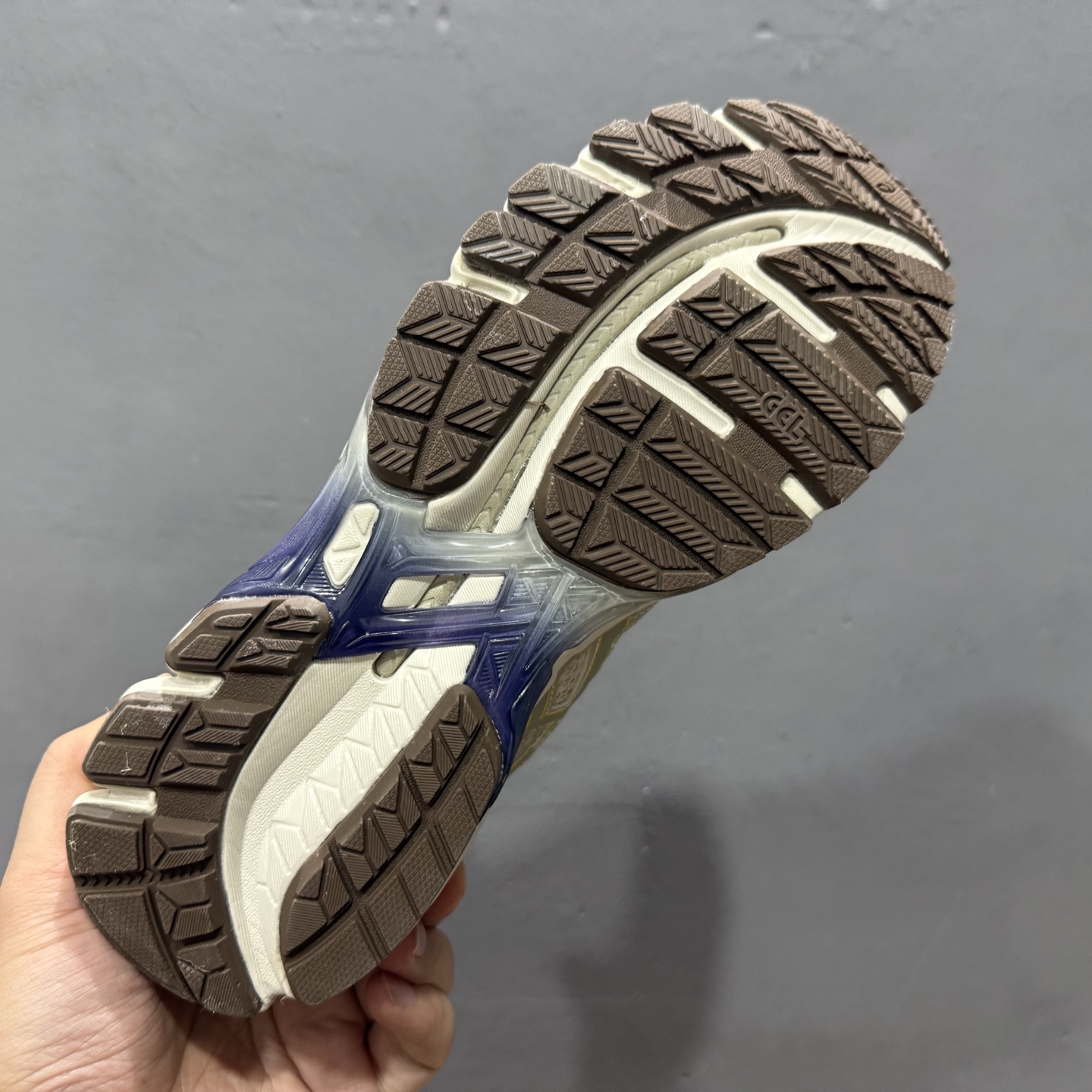 亚瑟士Asics Gel-Sonoma Cn 低帮跑步鞋 1203a621-201