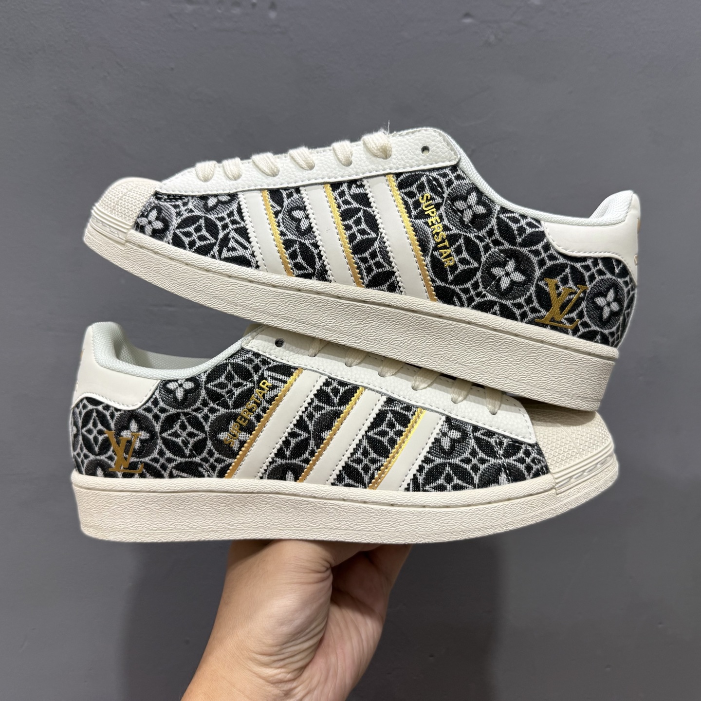 Adidas Originals Superstar 阿迪达斯 三叶草 贝壳头’DIY’系列低帮经典百搭休闲运动板鞋 BZ9864-132