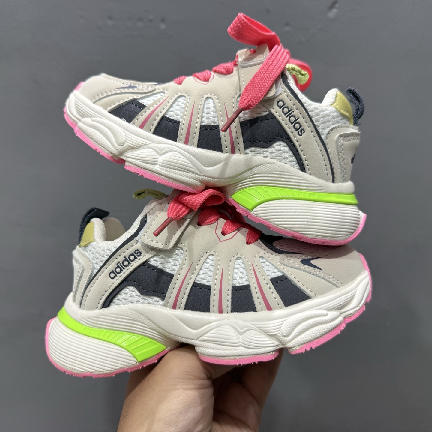 童鞋 Adidas Adistar 阿迪防滑耐磨休闲童鞋 灰红6201