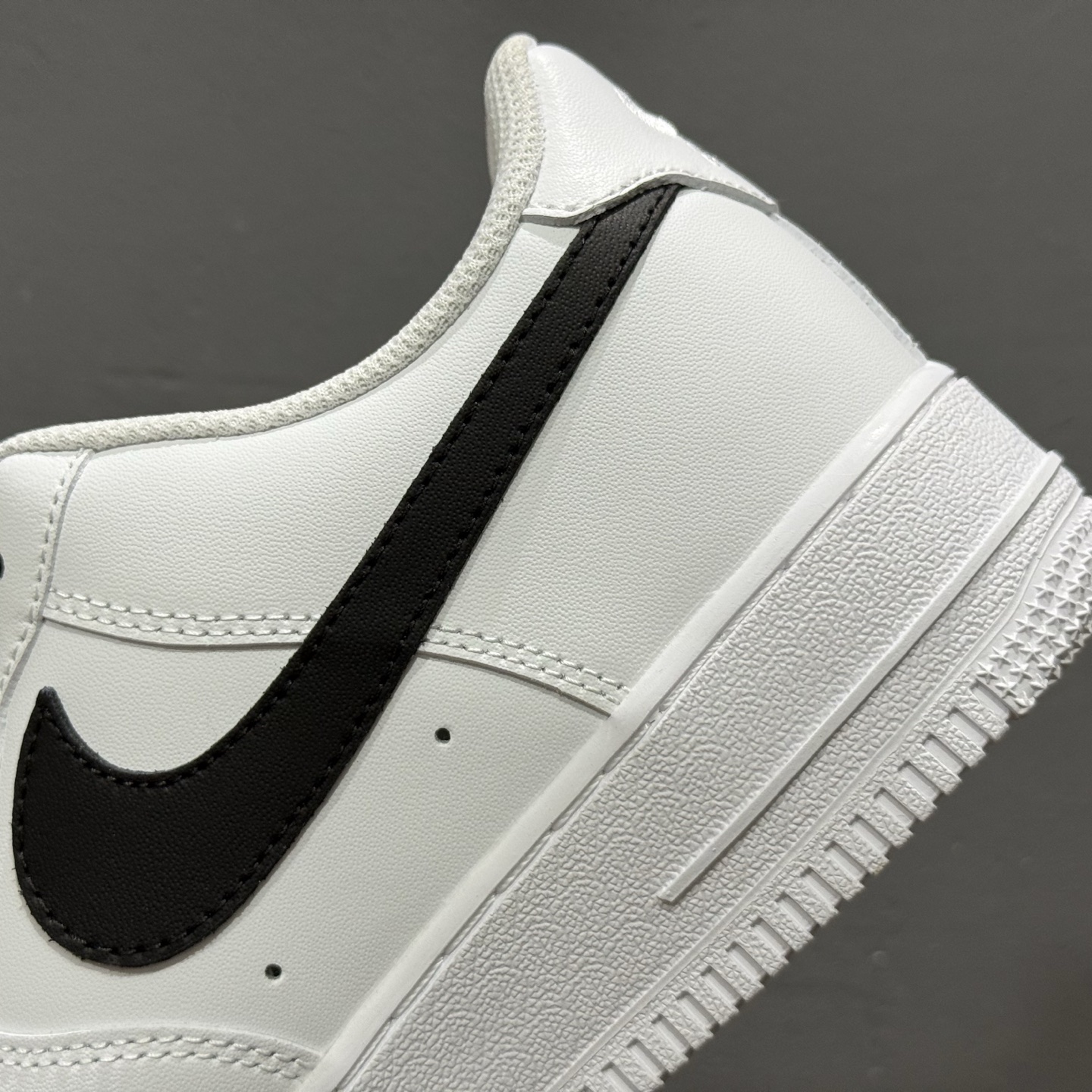 NK Air Force 1 空军一号休闲板鞋 ZH0316-104