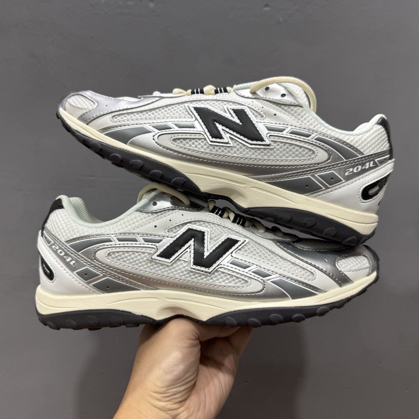 M版纯原 New Balance 新百伦204系列 白银黑 新百伦复古休闲运动百搭跑步鞋 U204LSWD12