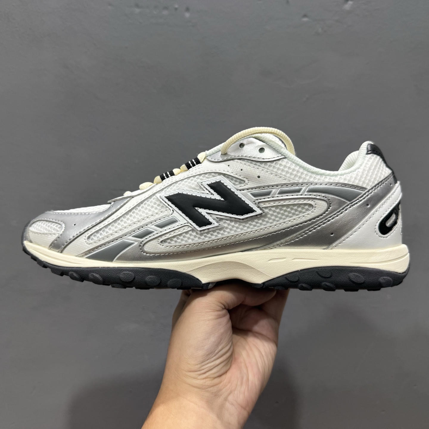 M版纯原 New Balance 新百伦204系列 白银黑 新百伦复古休闲运动百搭跑步鞋 U204LSWD12