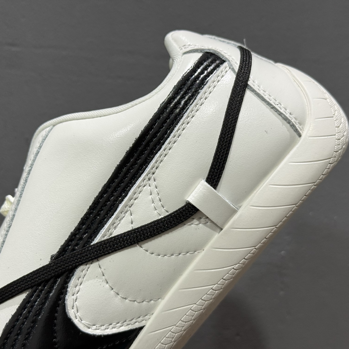 Rose x Puma Speedcat 联名款 极速赛车系列彪马低帮生活休闲鞋 （无全套配件） 404391-01