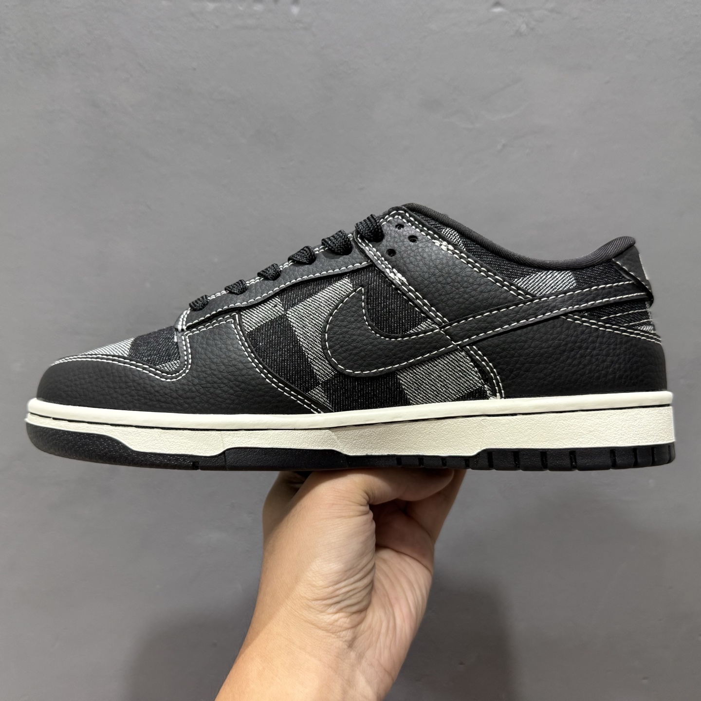 Nike SB Dunk Low Sup联名 黑灰格调 高端定制 低帮休闲板鞋 SC0601-462