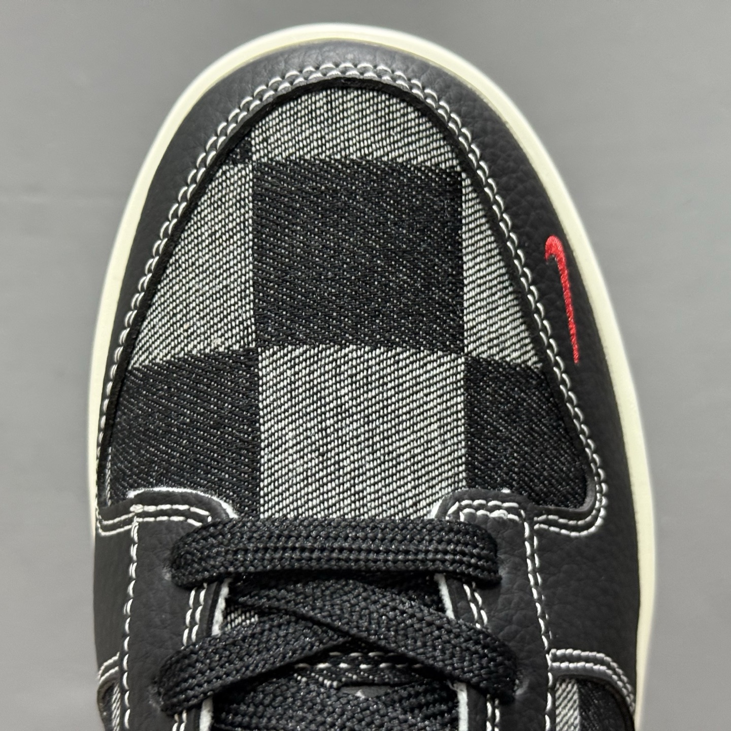 Nike SB Dunk Low Sup联名 黑灰格调 高端定制 低帮休闲板鞋 SC0601-462