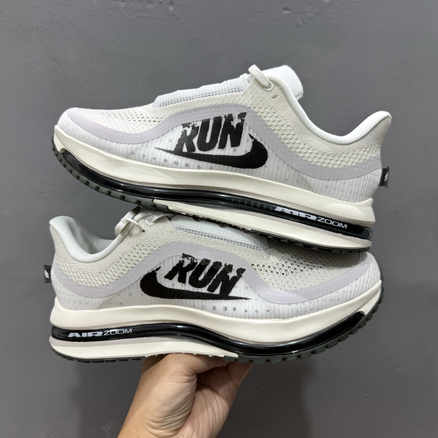 Nike Air Zoom Pegasus Premium 耐克 新款气垫缓震休闲跑步鞋 IH2288-001