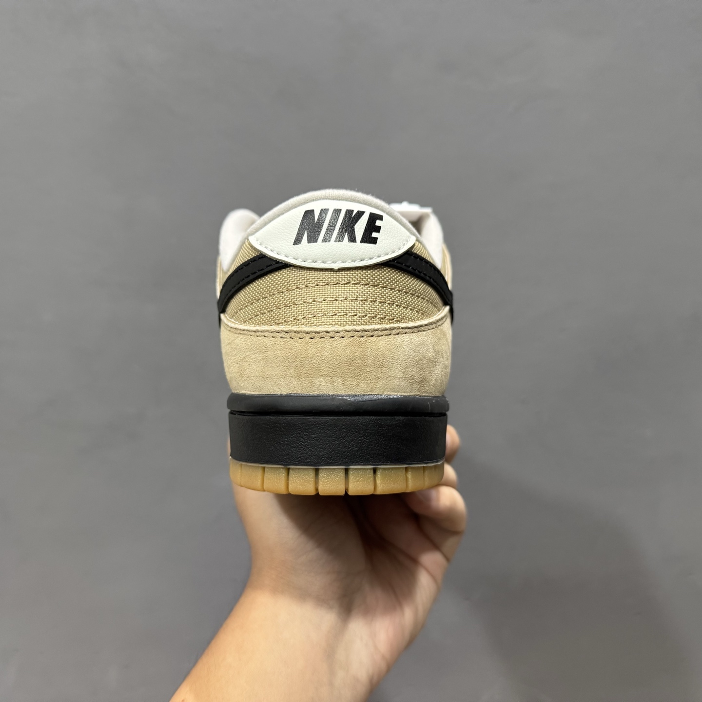 Nike SB Dunk Low Pro B ”Parachute Beige” 沙漠卡其 低帮休闲板鞋 HJ0367-200