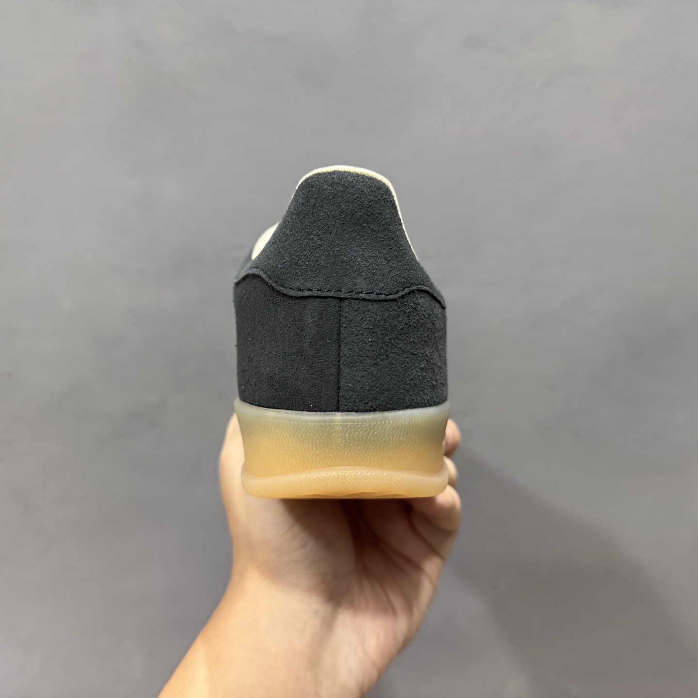 Adidas originals Gazelle Indoor 复古单品 JS1412-101