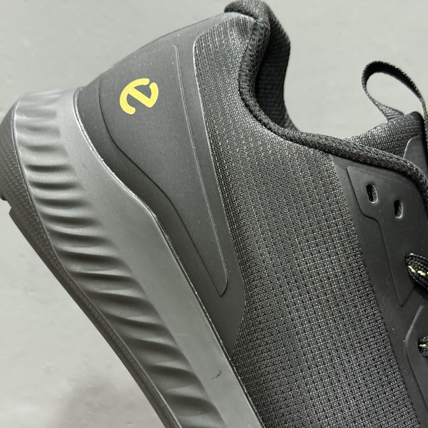 Ecco爱步男鞋百搭运动鞋男款 四季款阿甘鞋休闲华夫鞋复古跑鞋 875825