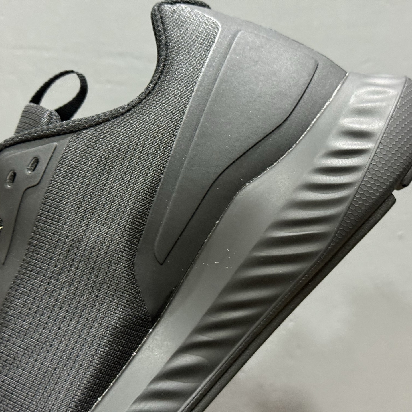 Ecco爱步男鞋百搭运动鞋男款 四季款阿甘鞋休闲华夫鞋复古跑鞋 875825