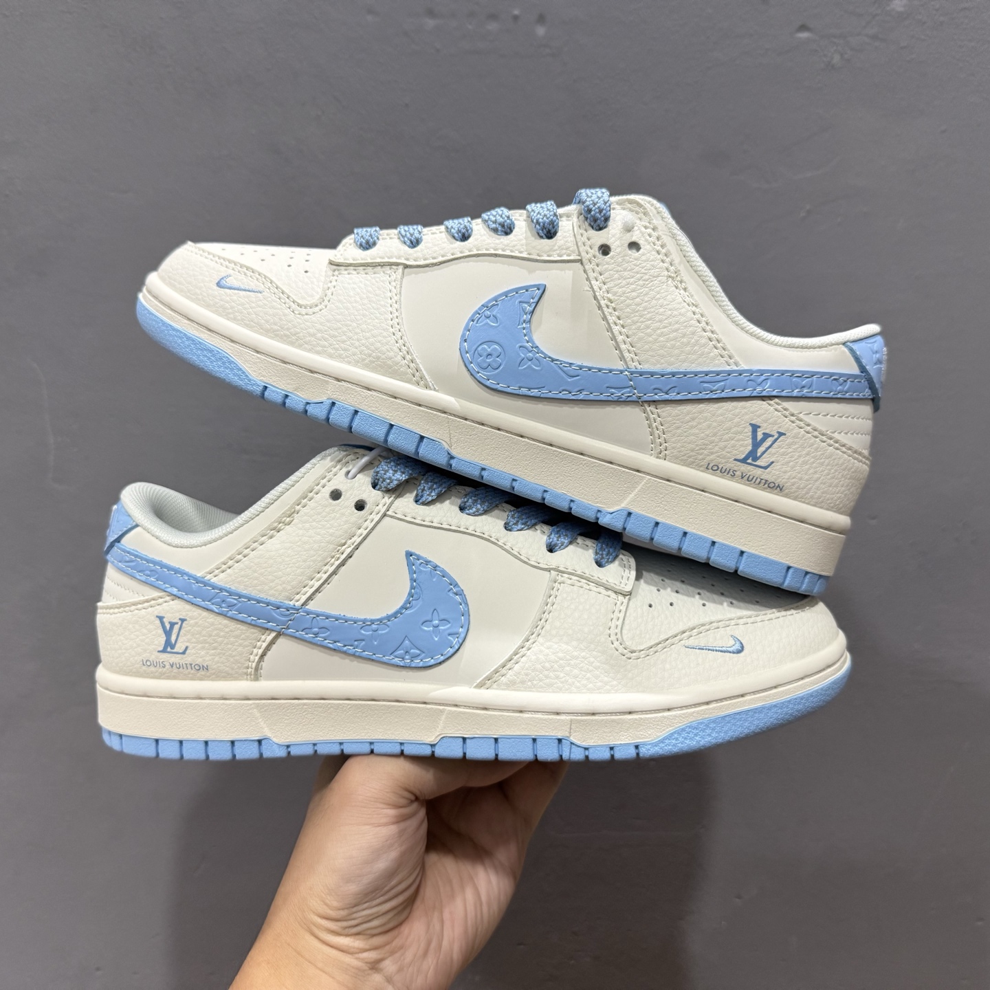 Nike SB Dunk Low LV联名 米白冰蓝印花 周年高端定制 低帮休闲板鞋 JP1628-015