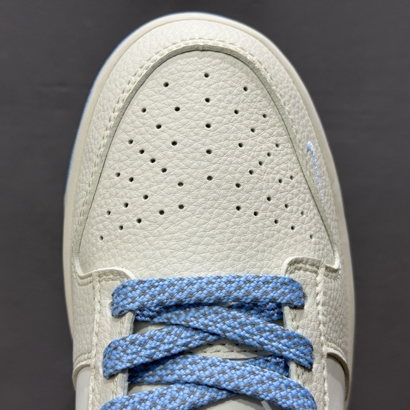 Nike SB Dunk Low LV联名 米白冰蓝印花 周年高端定制 低帮休闲板鞋 JP1628-015