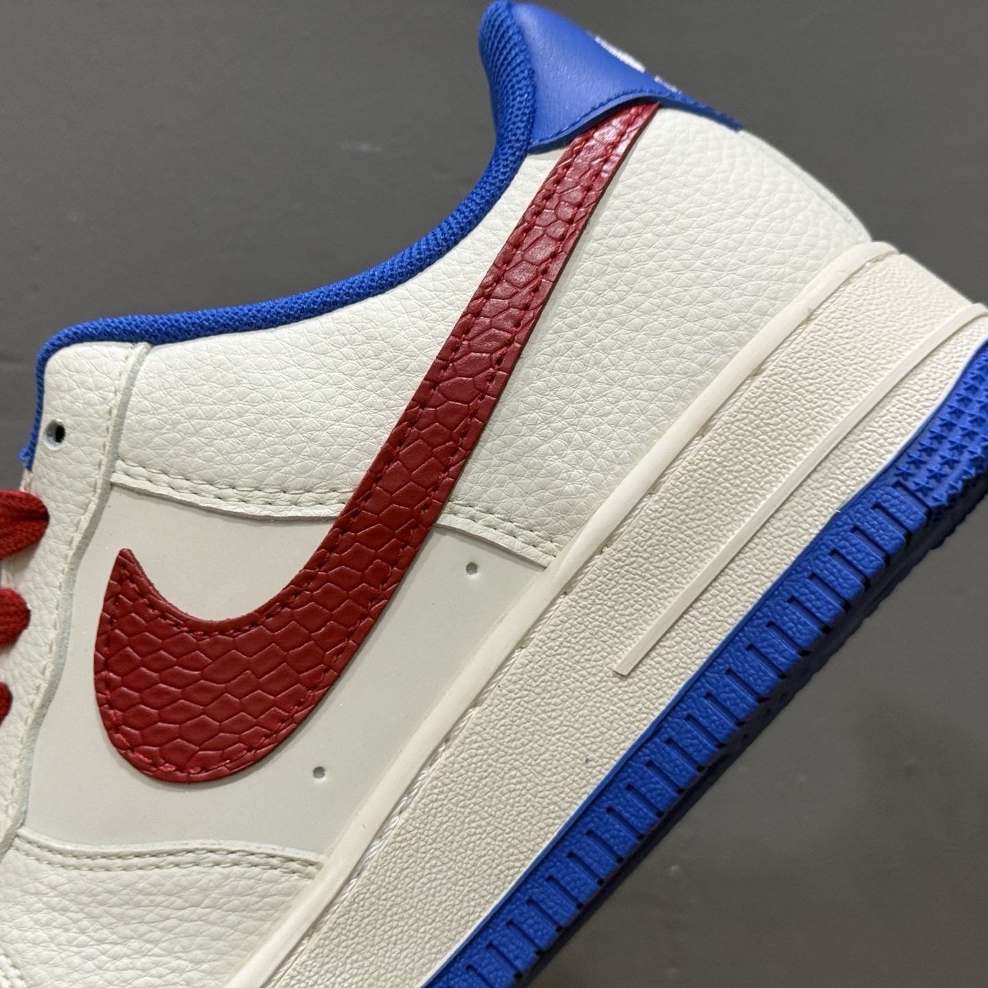 Nike Air Force 1'07 Low NBA联名 快船米蓝红 空军一号低帮休闲板鞋 QW5606-274