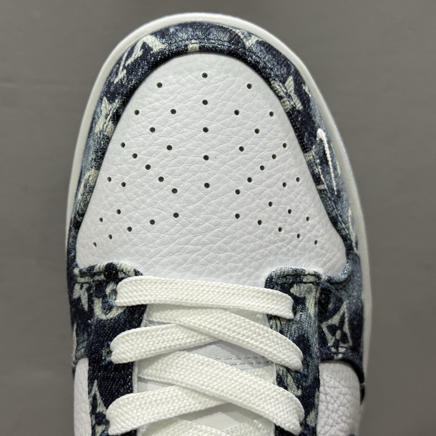 Nike SB Dunk Low LV联名 扎染牛仔 周年高端定制 低帮休闲板鞋 SC0601-475