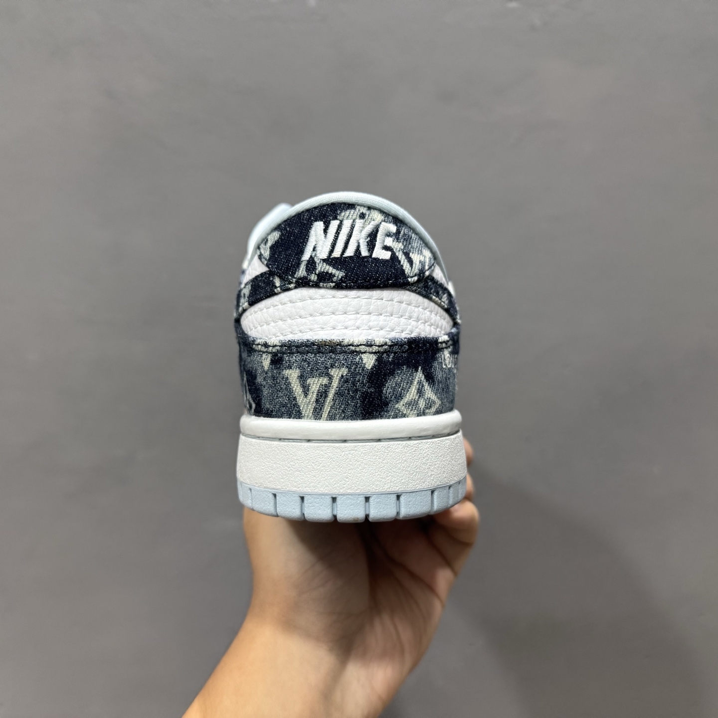 Nike SB Dunk Low LV联名 扎染牛仔 周年高端定制 低帮休闲板鞋 SC0601-475