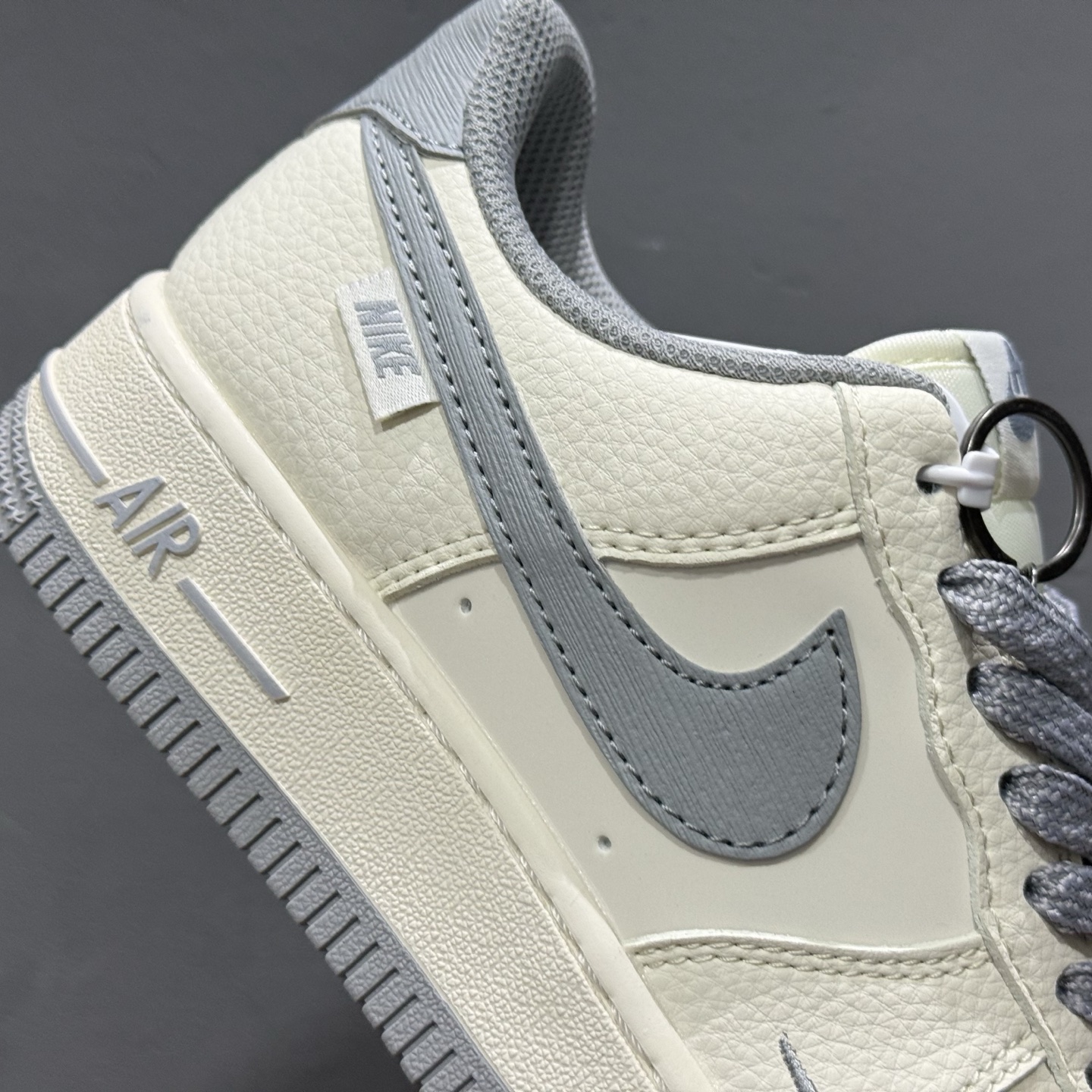 Air Force 1 '07 Low 米白灰 SM6668-106