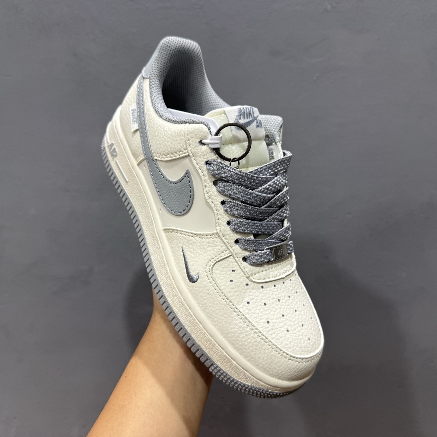Air Force 1 '07 Low 米白灰 SM6668-106