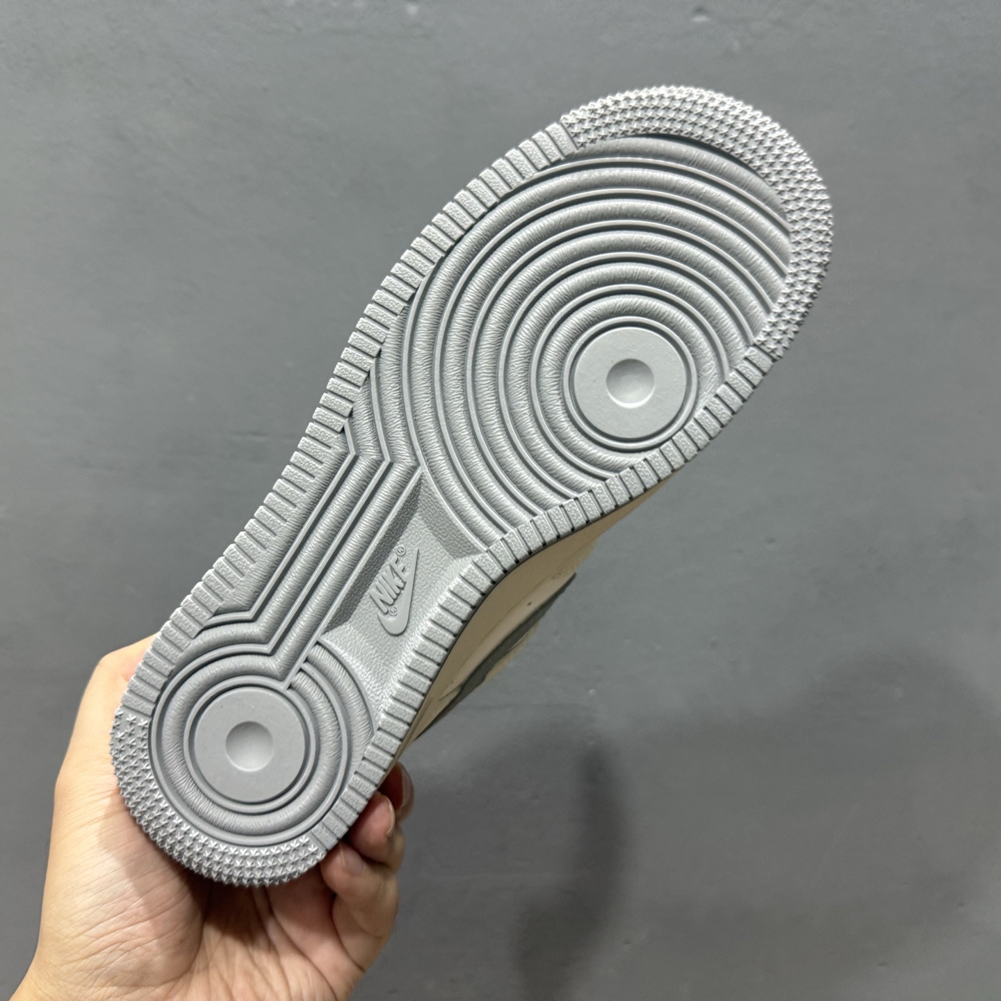 Air Force 1 '07 Low 米白灰 SM6668-106