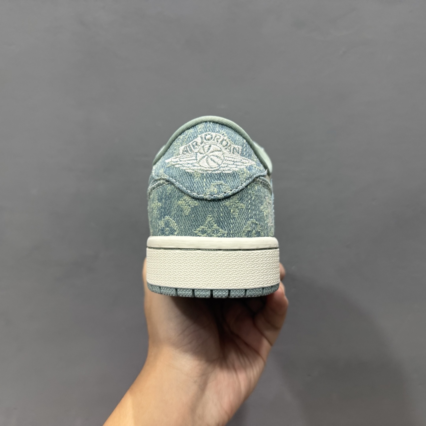 Fragment x Travis Scott x LV Air Jordan 1 Low 三方联名倒钩 SC0601-057
