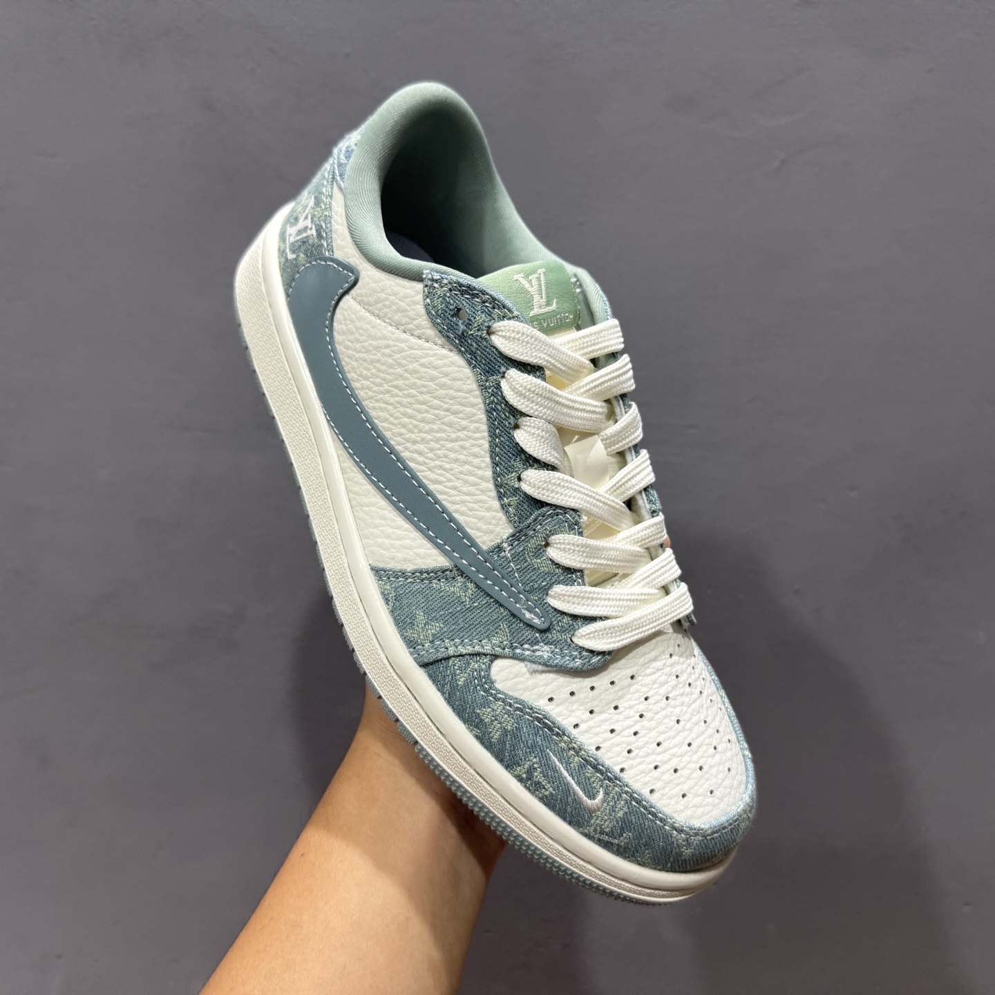 Fragment x Travis Scott x LV Air Jordan 1 Low 三方联名倒钩 SC0601-057