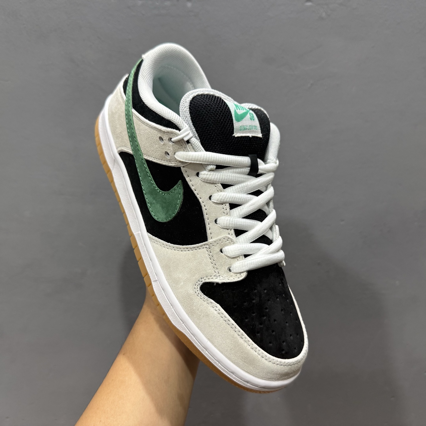 Nike Dunk SB 摩卡 米黑拼深绿 HF3704-001