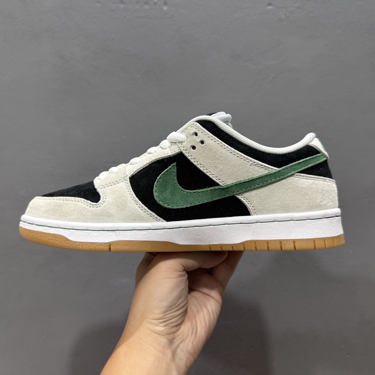 Nike Dunk SB 摩卡 米黑拼深绿 HF3704-001