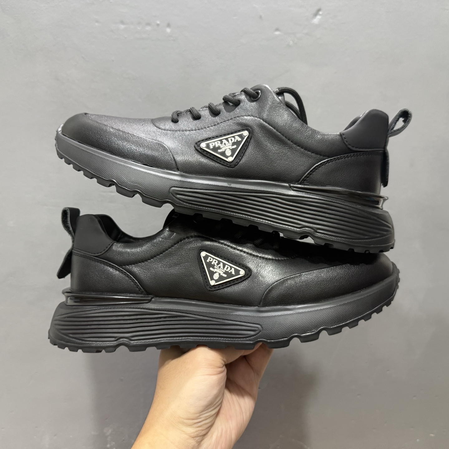新货#PRADA普拉达 厚底徽标系带运动休闲男鞋系列