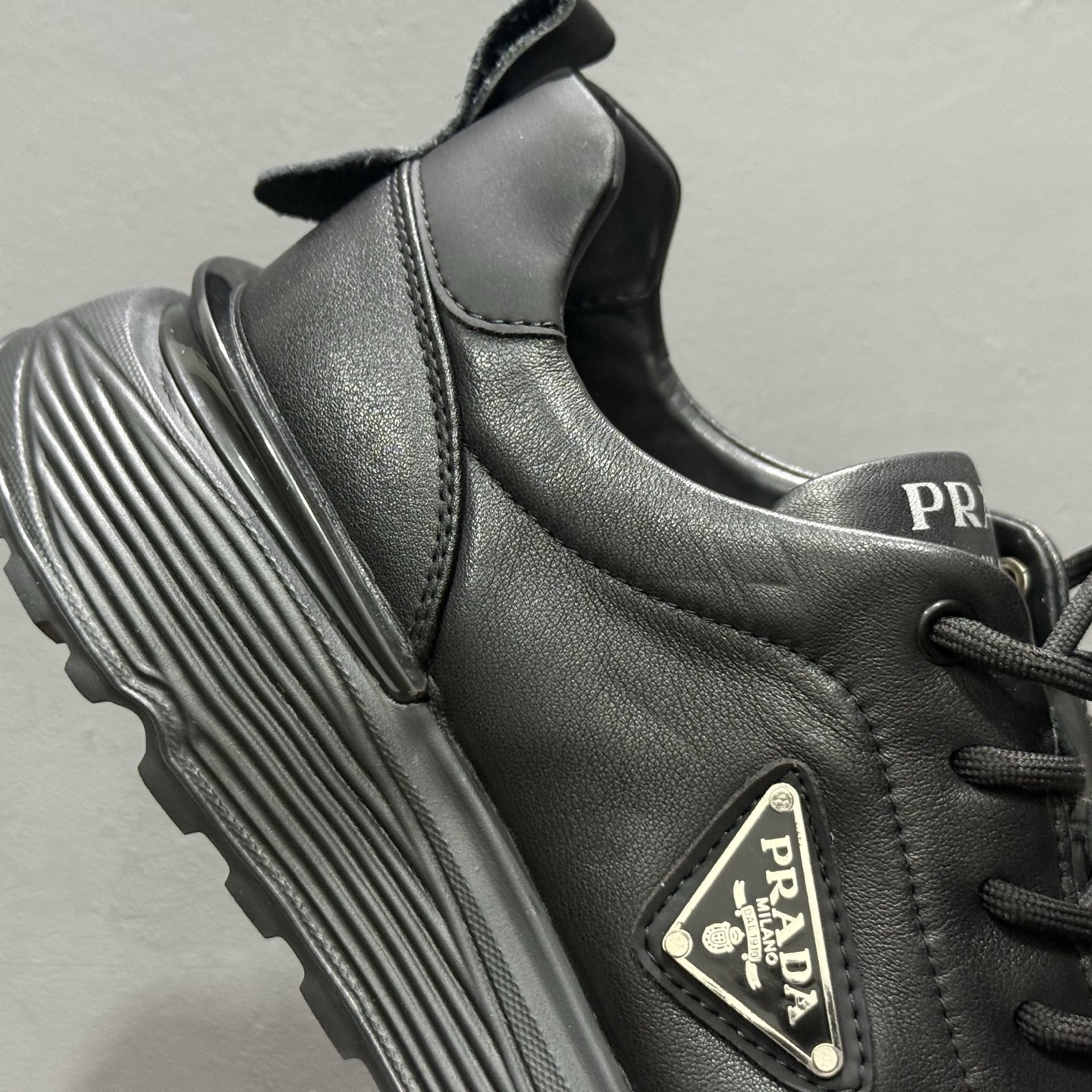 新货#PRADA普拉达 厚底徽标系带运动休闲男鞋系列