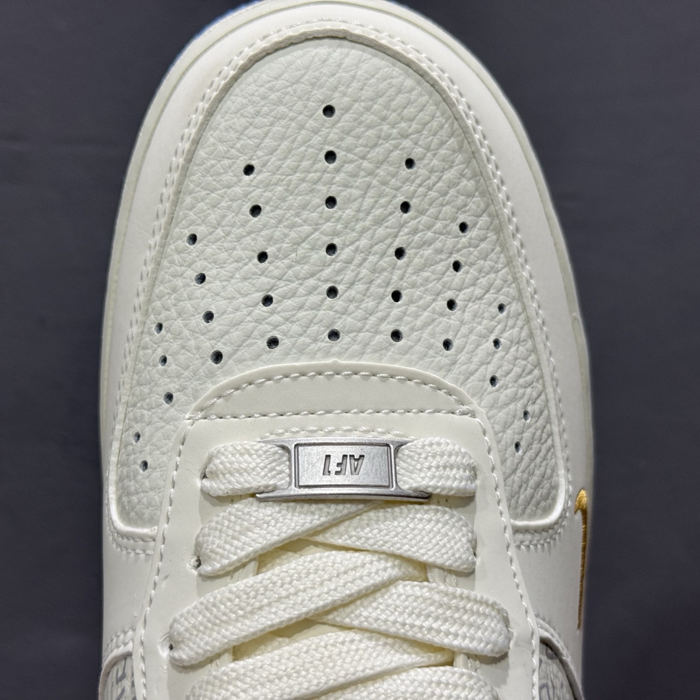 Balenciaga x NIke Air Force 1 白蓝金 YF9511-803