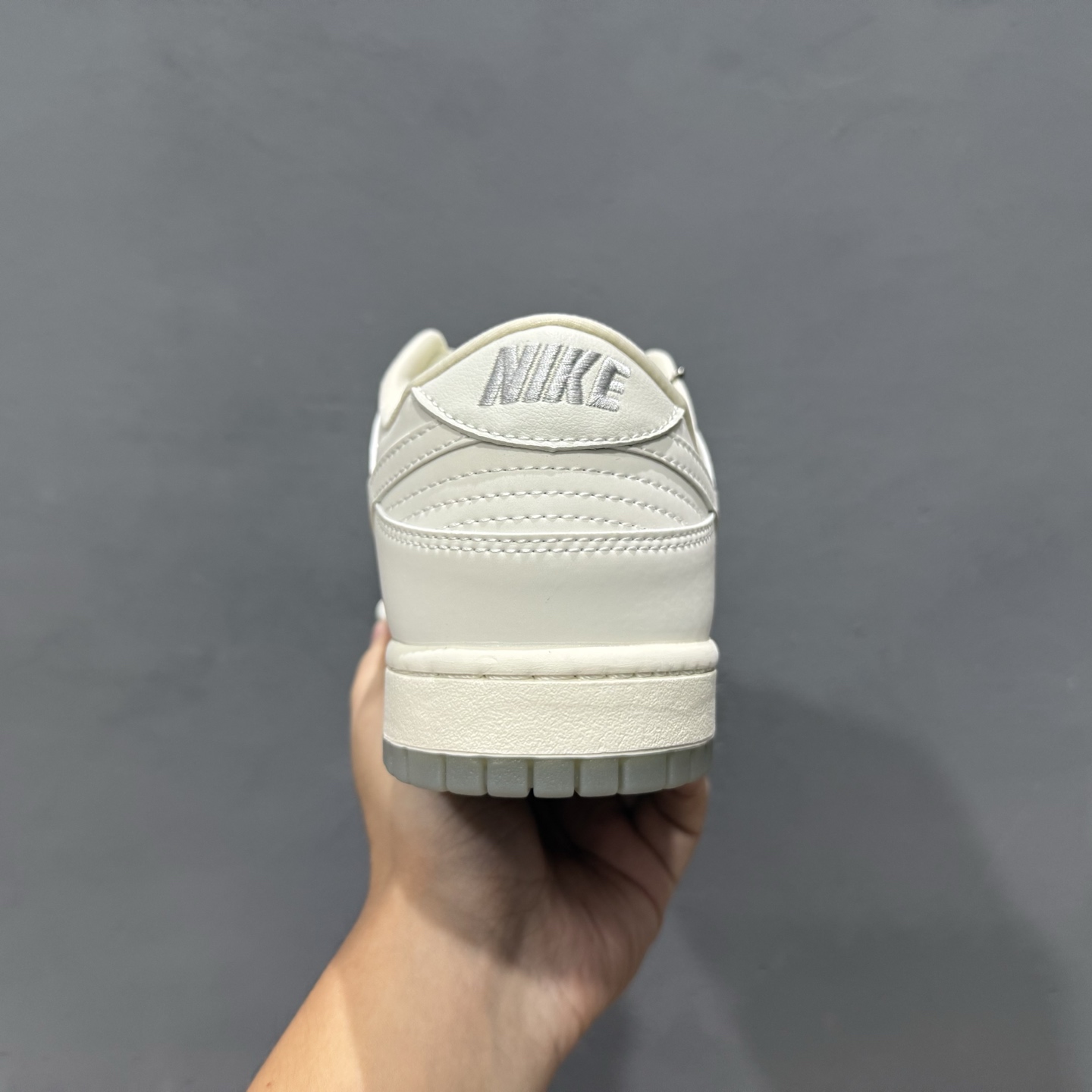 Louis Vuitton x Nike Dunk Low 米灰双勾水晶底 XX3168-190
