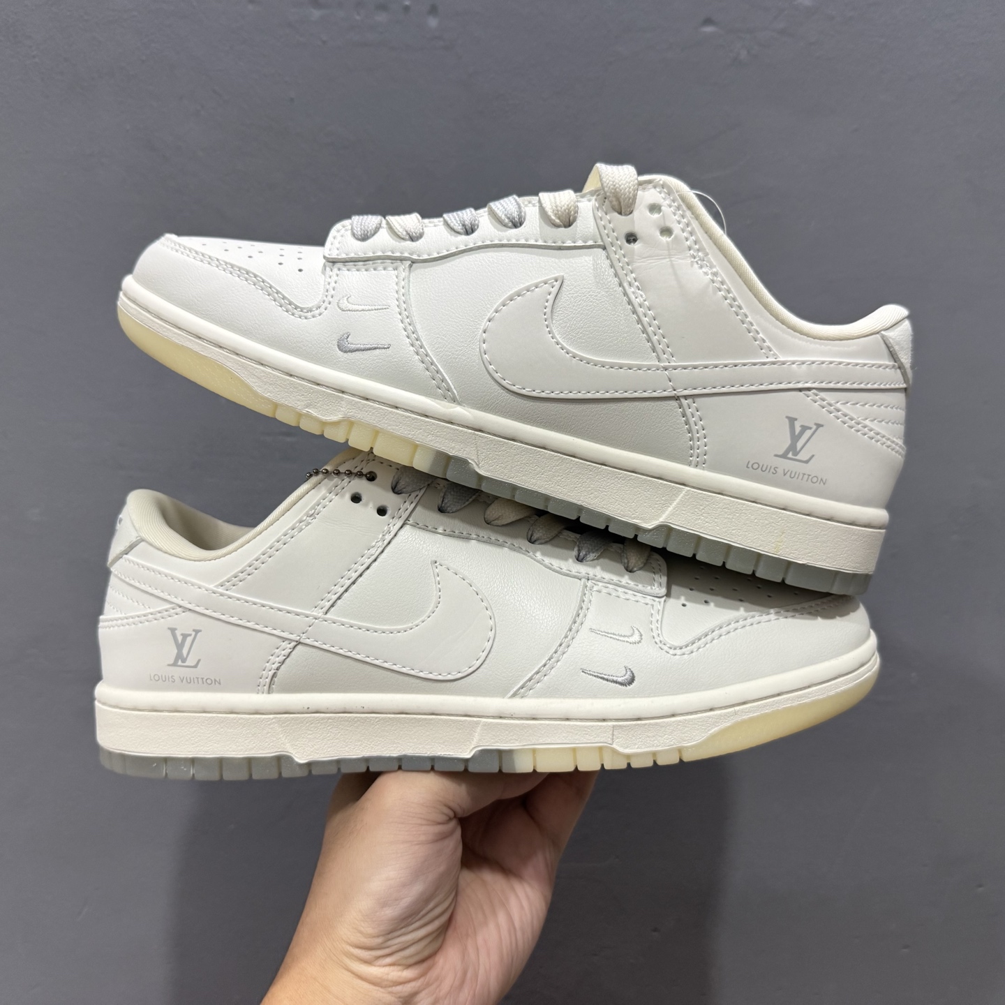 Louis Vuitton x Nike Dunk Low 米灰双勾水晶底 XX3168-190