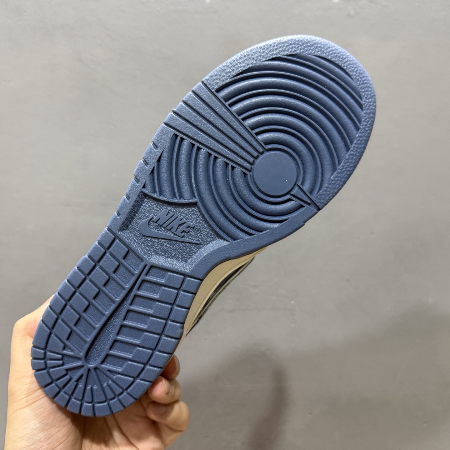 Louis Vuitton x Nike Dunk Low 淡蓝牛仔 SC0601-468