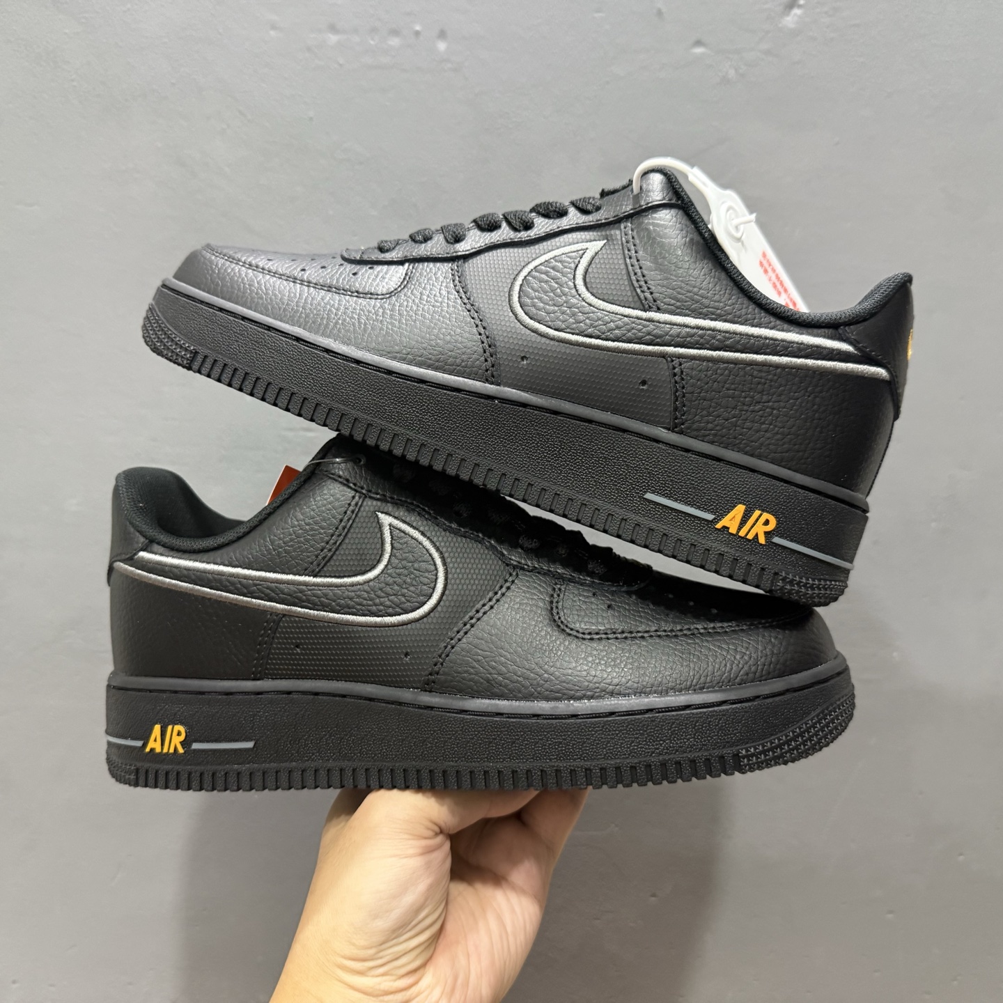 NK Air Force 1 Low 空军一号低帮休闲板鞋 IB7677-001