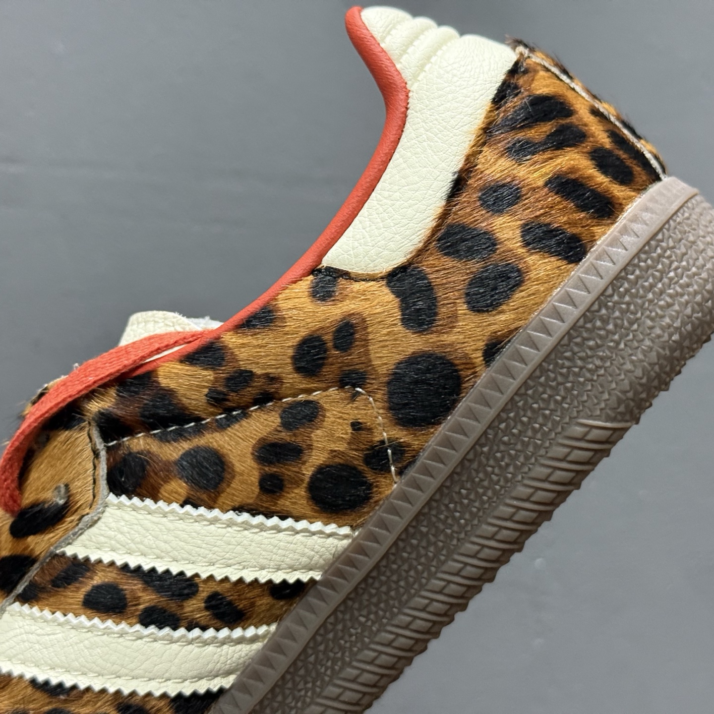 Adidas SAMBA OG W 三叶草休闲防滑耐磨低帮板鞋 JI2734-101