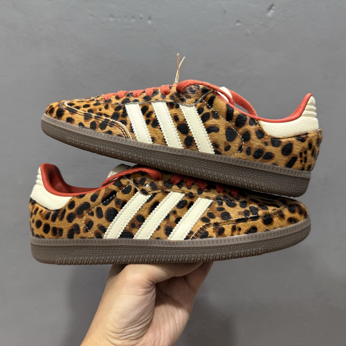 Adidas SAMBA OG W 三叶草休闲防滑耐磨低帮板鞋 JI2734-101