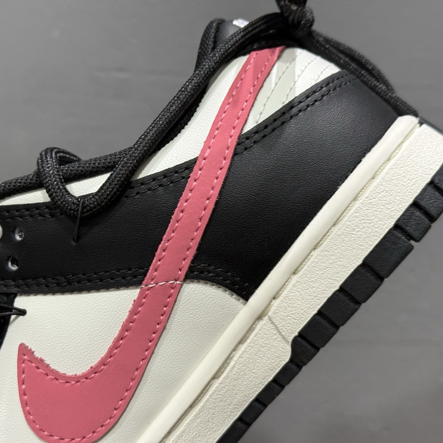 Nike SB Dunk Low 周年高端定制 低帮休闲板鞋 BP0518-093