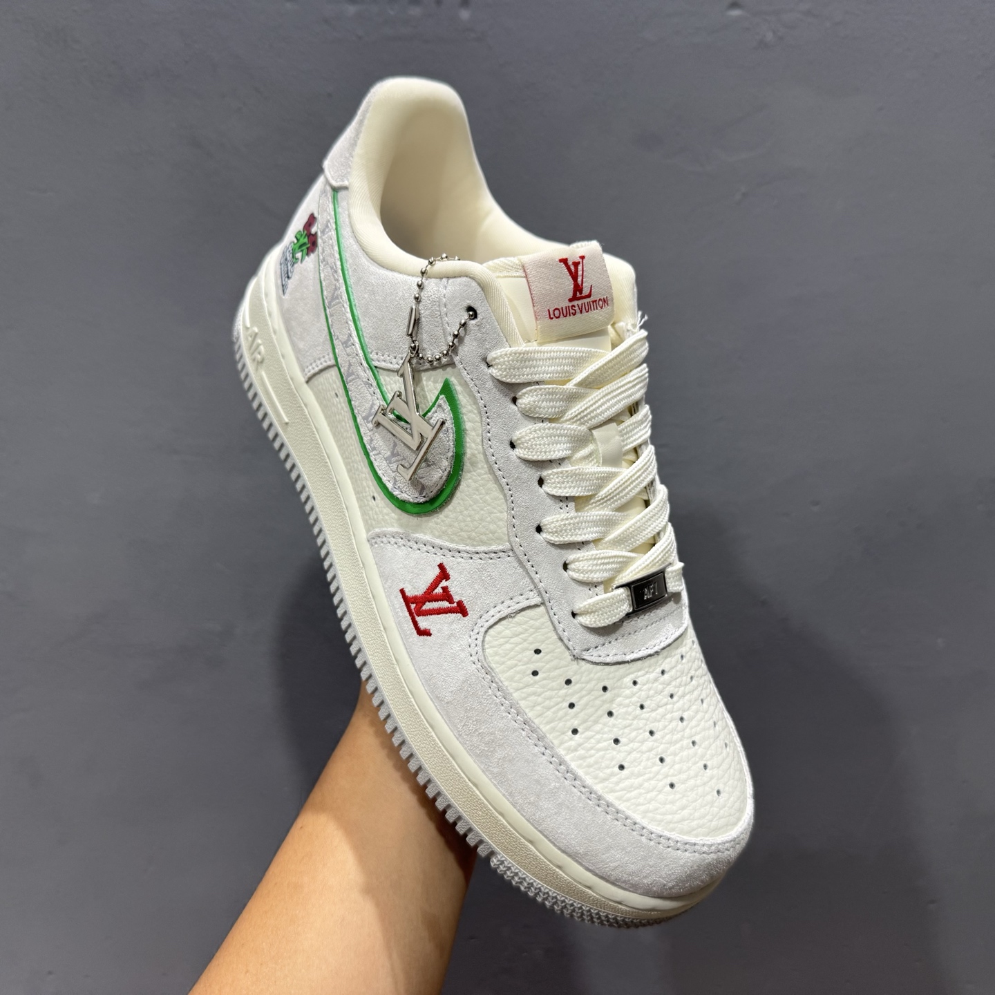 Nike Air Force 1'07 Low LV联名 白灰红 空军一号低帮休闲板鞋 YF9511-802