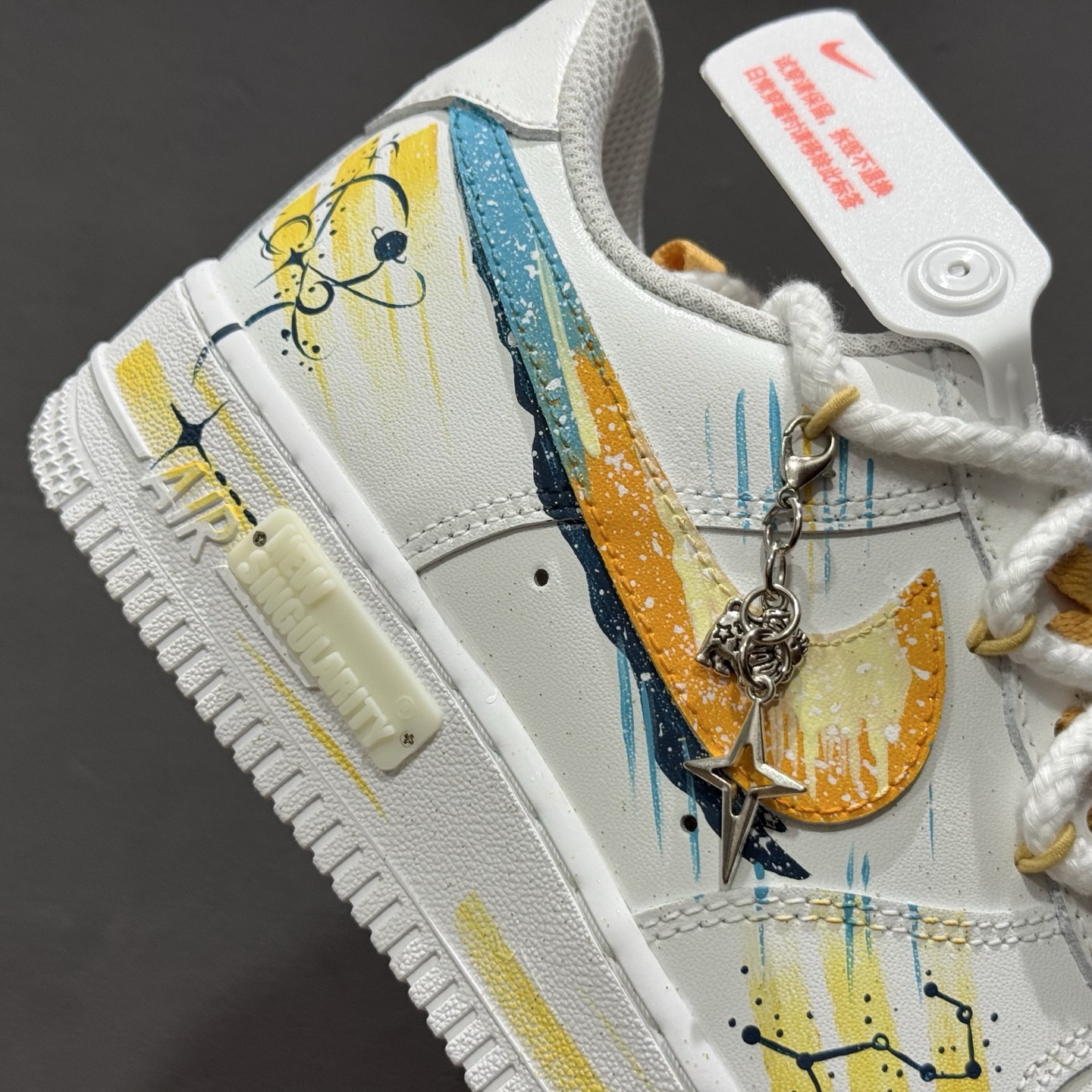 Nike Air Force 1'07 Low ”Leo” 手绘涂鸦十二星座系列 狮子座 空军一号低帮休闲板鞋