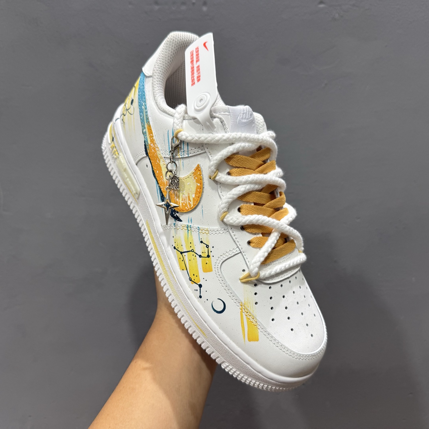 Nike Air Force 1'07 Low ”Leo” 手绘涂鸦十二星座系列 狮子座 空军一号低帮休闲板鞋